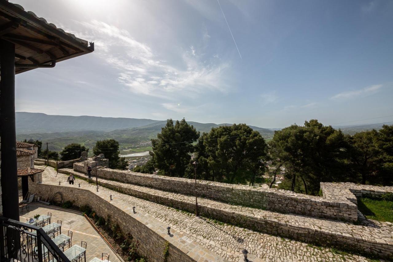 Berati Castle Hotel Exterior photo