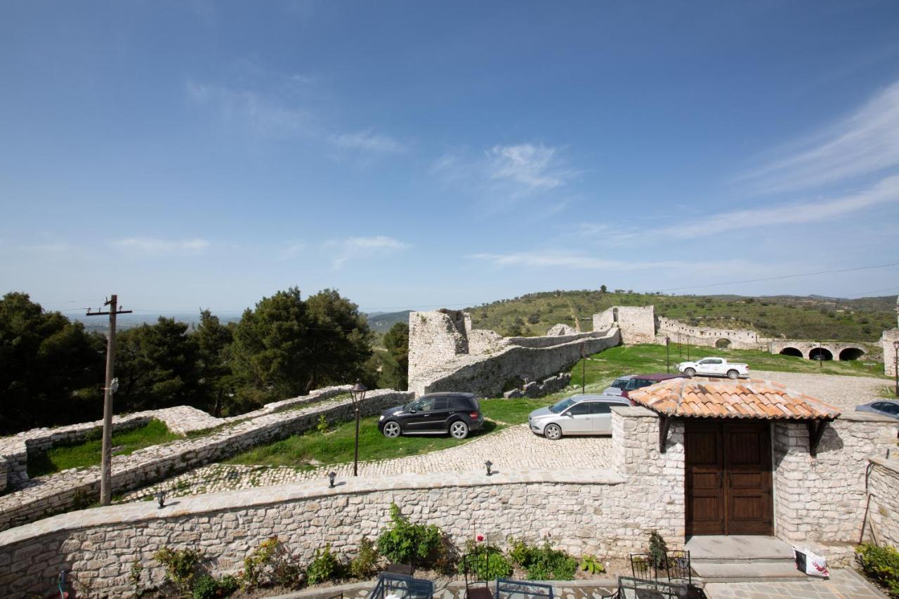 Berati Castle Hotel Exterior photo